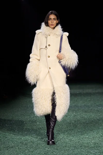 Look 56